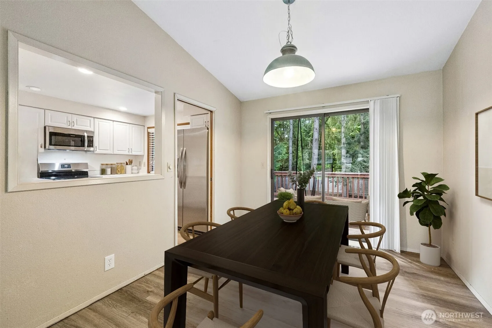 Property photo for 13807 173rd Ave Avenue Ne, Redmond photo 4