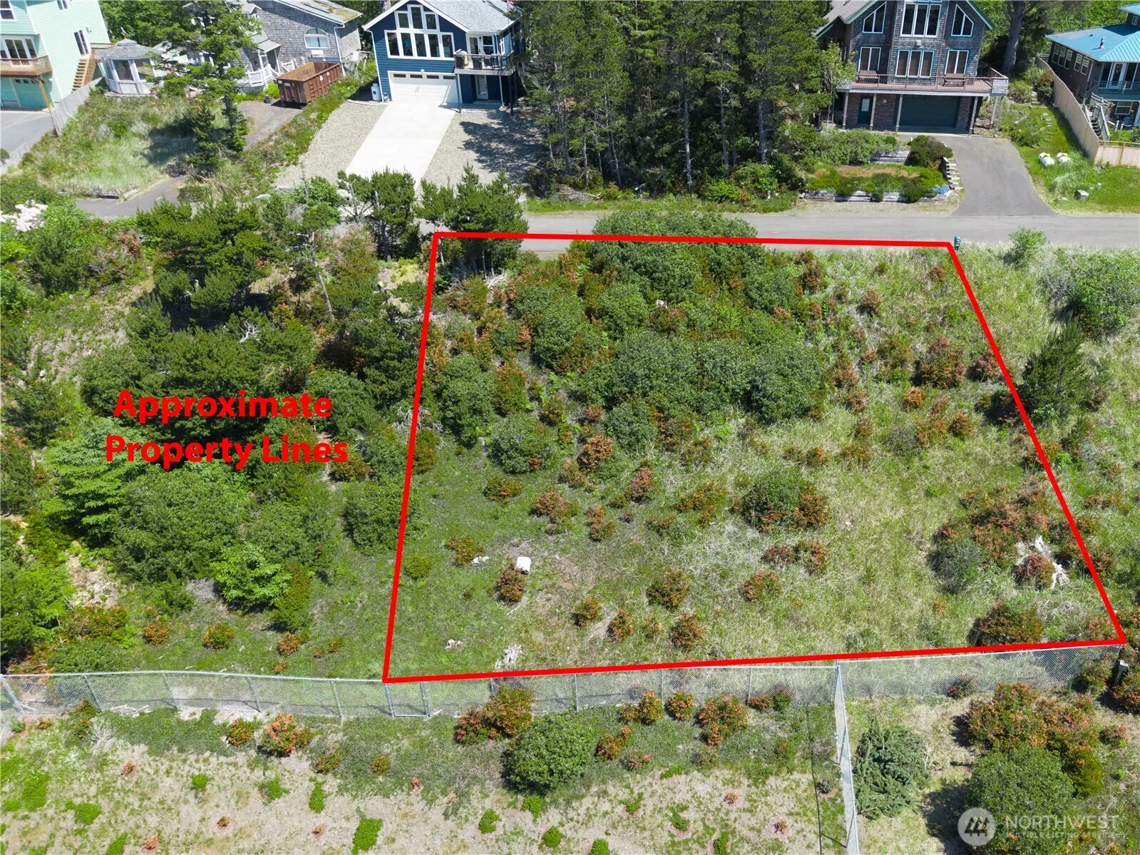 Property photo for 35309 J Place, Ocean Park photo 4