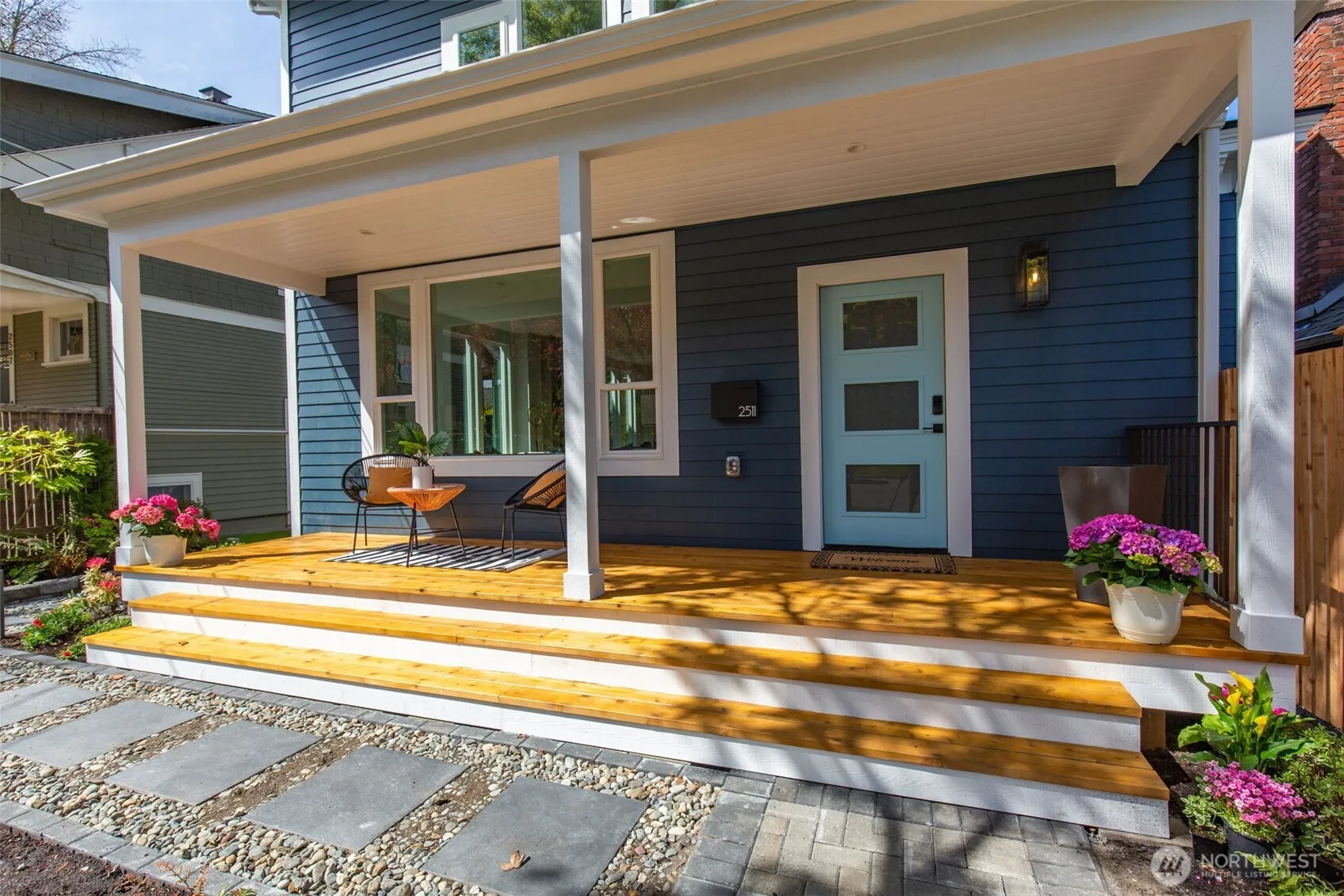 Property photo for 2511 2nd Avenue W, Seattle