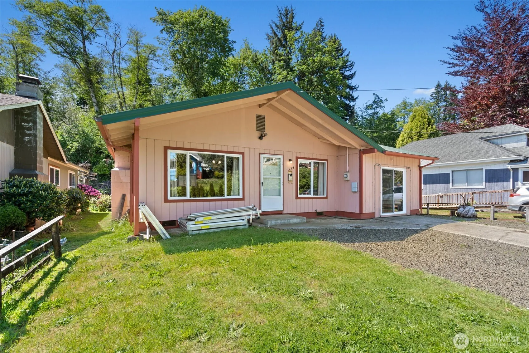 Property photo for 1334 Larch Street, Raymond photo 3