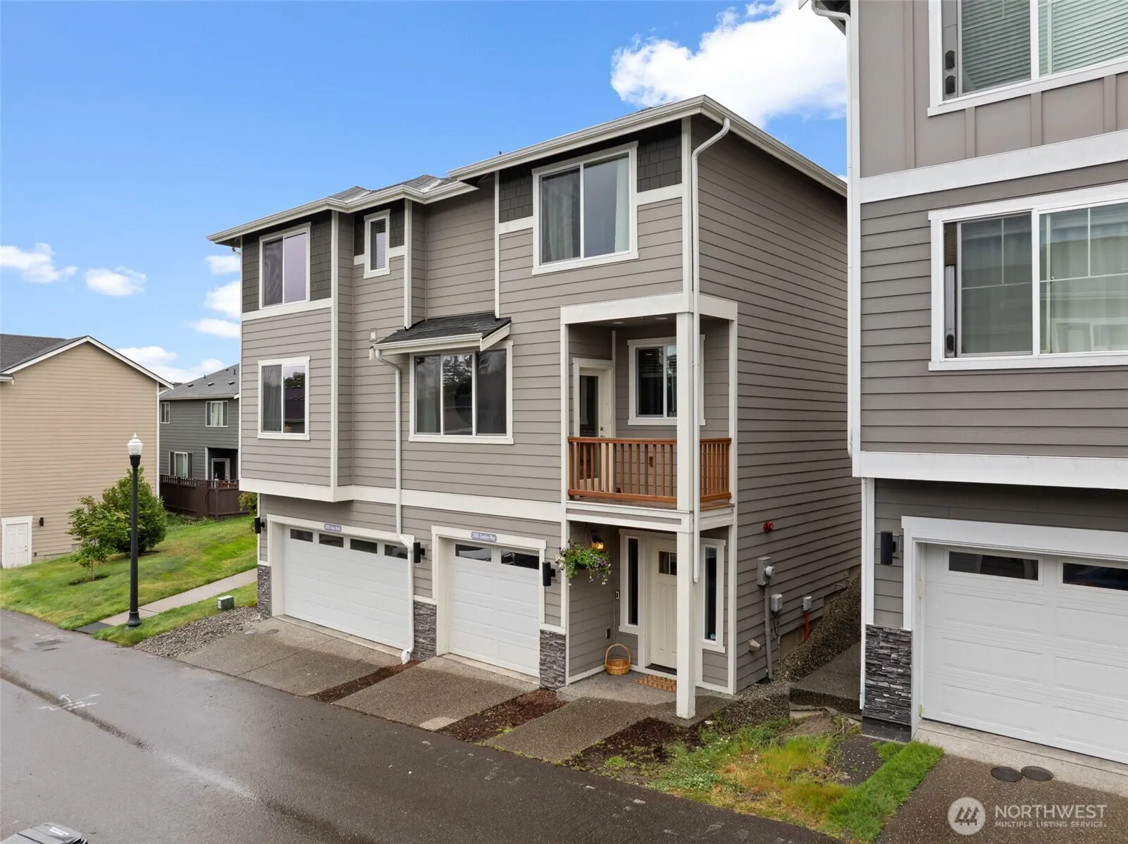 Property photo for 2405 Zeeden Way, Bremerton
