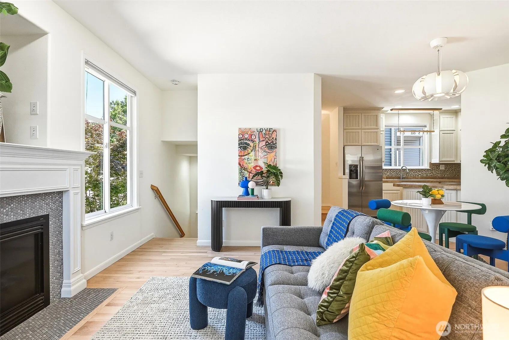 6551 5th Avenue Ne #b, Seattle