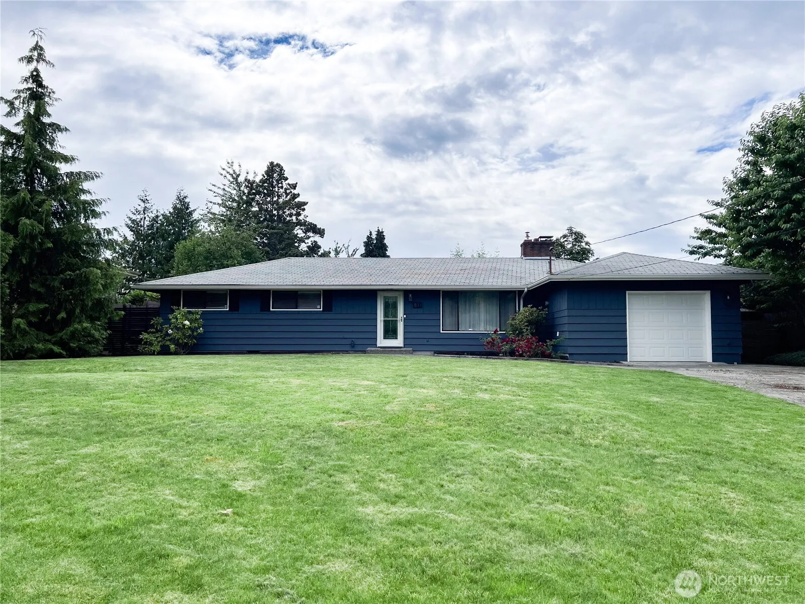 Property photo for 811 Hilltop Avenue, Kent