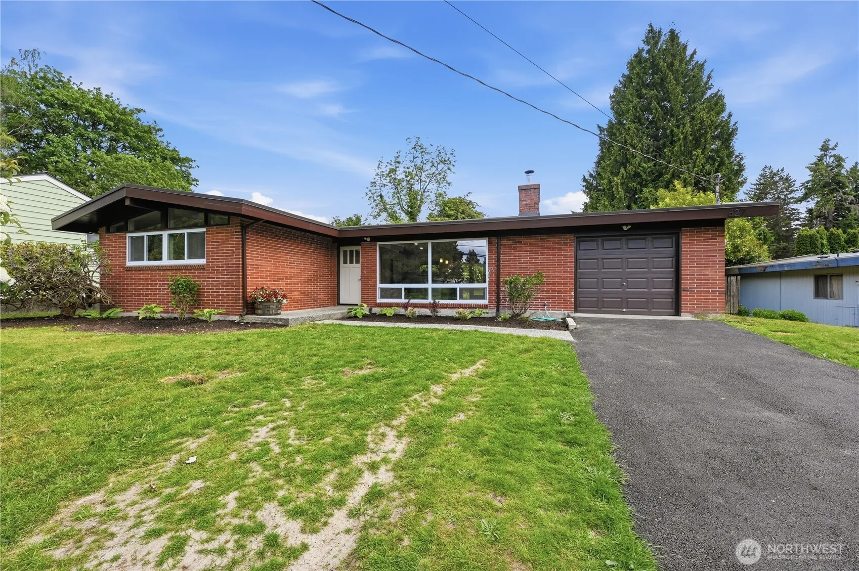Property photo for 627 Sw Normandy Road, Normandy Park