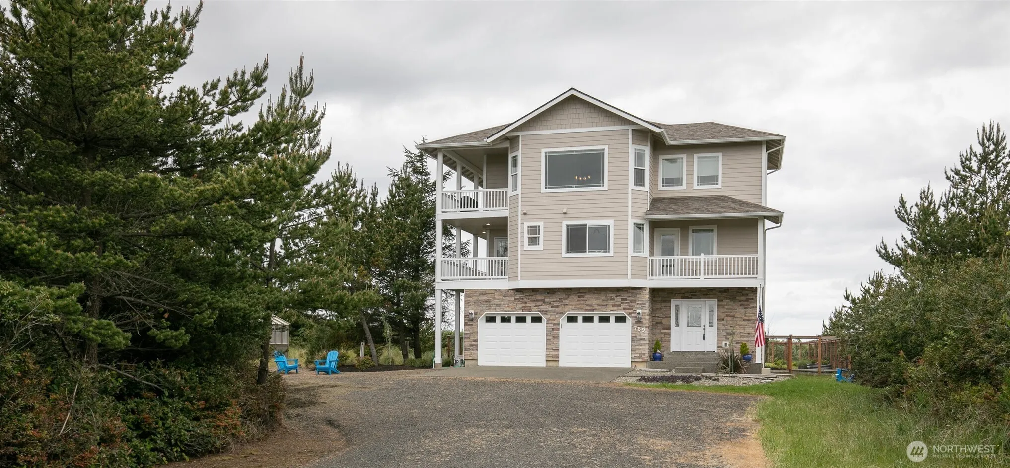 Property photo for 769 S Sand Dune Avenue Sw, Ocean Shores photo 2