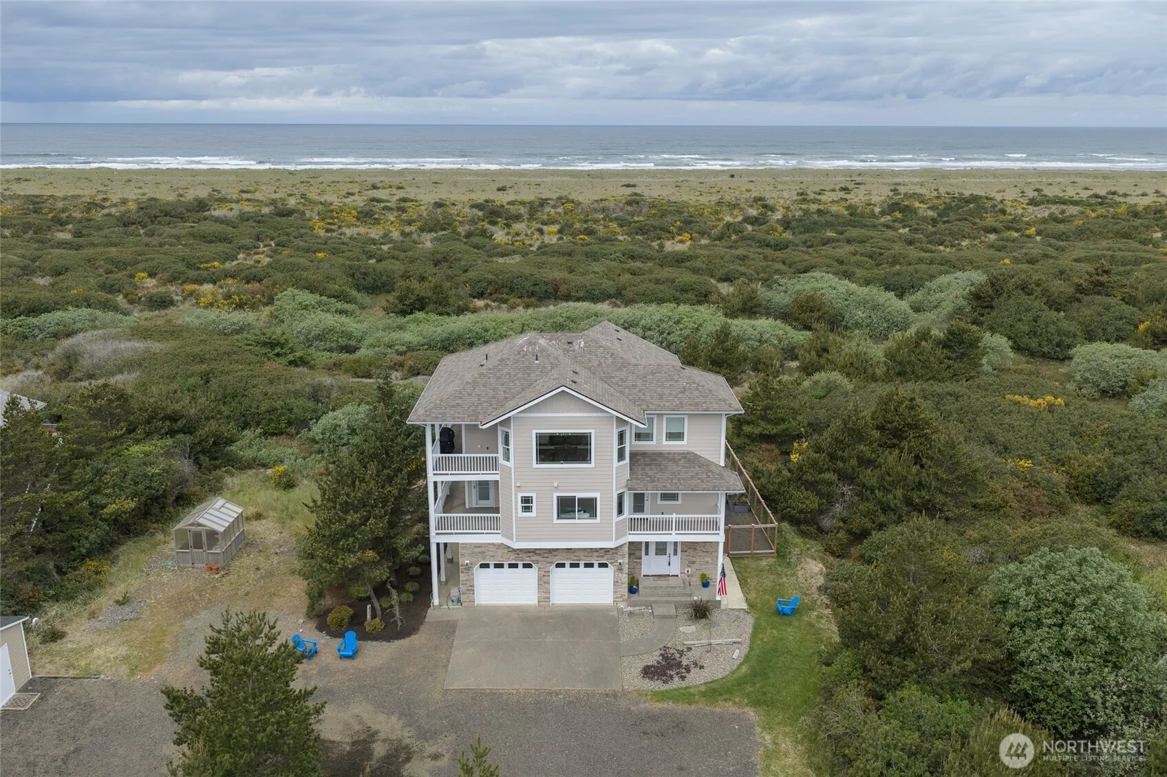 Property photo for 769 S Sand Dune Avenue Sw, Ocean Shores