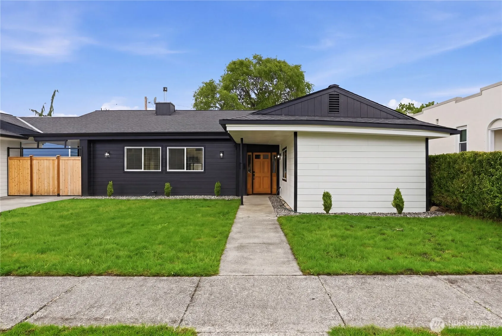 Property photo for 307 S 11th Street, Mount Vernon photo 4