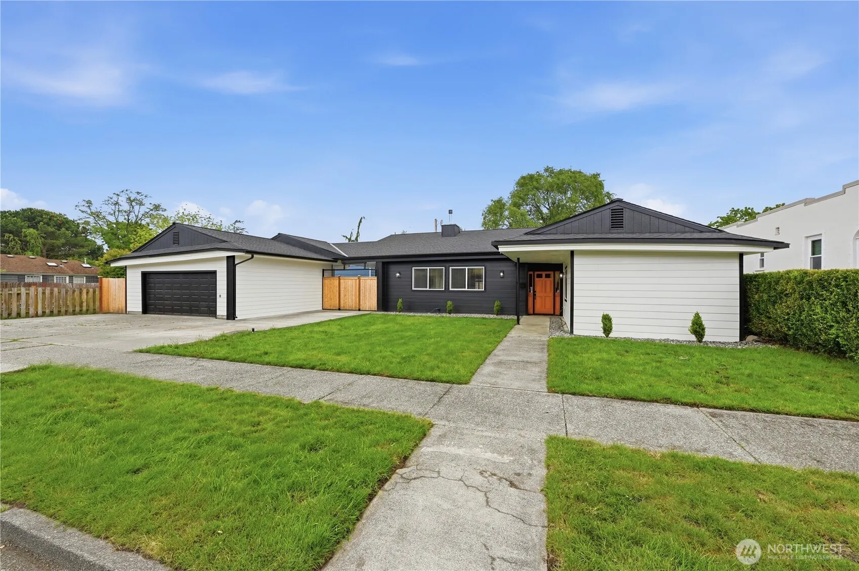 Property photo for 307 S 11th Street, Mount Vernon