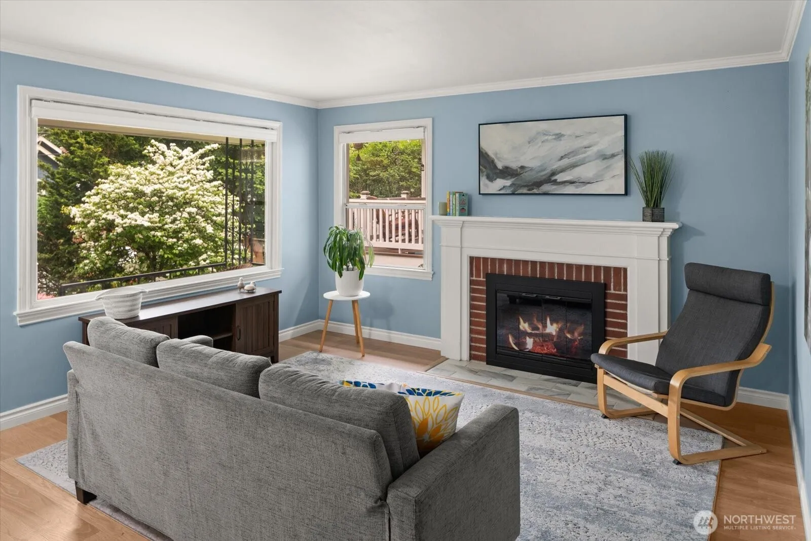 Property photo for 2129 42nd Avenue Sw, Seattle photo 4