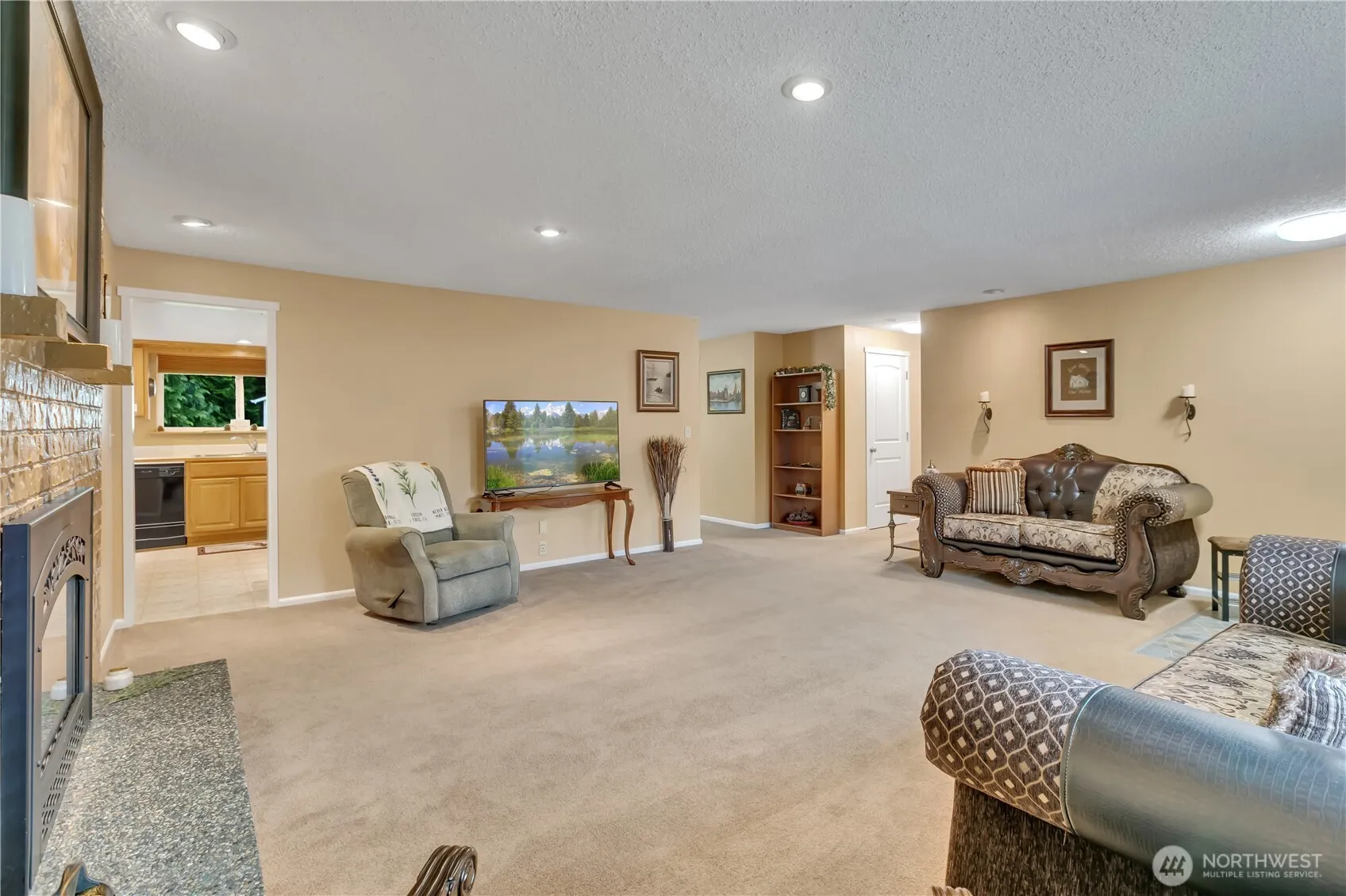 Property photo for 2727 108th Avenue E, Edgewood photo 5
