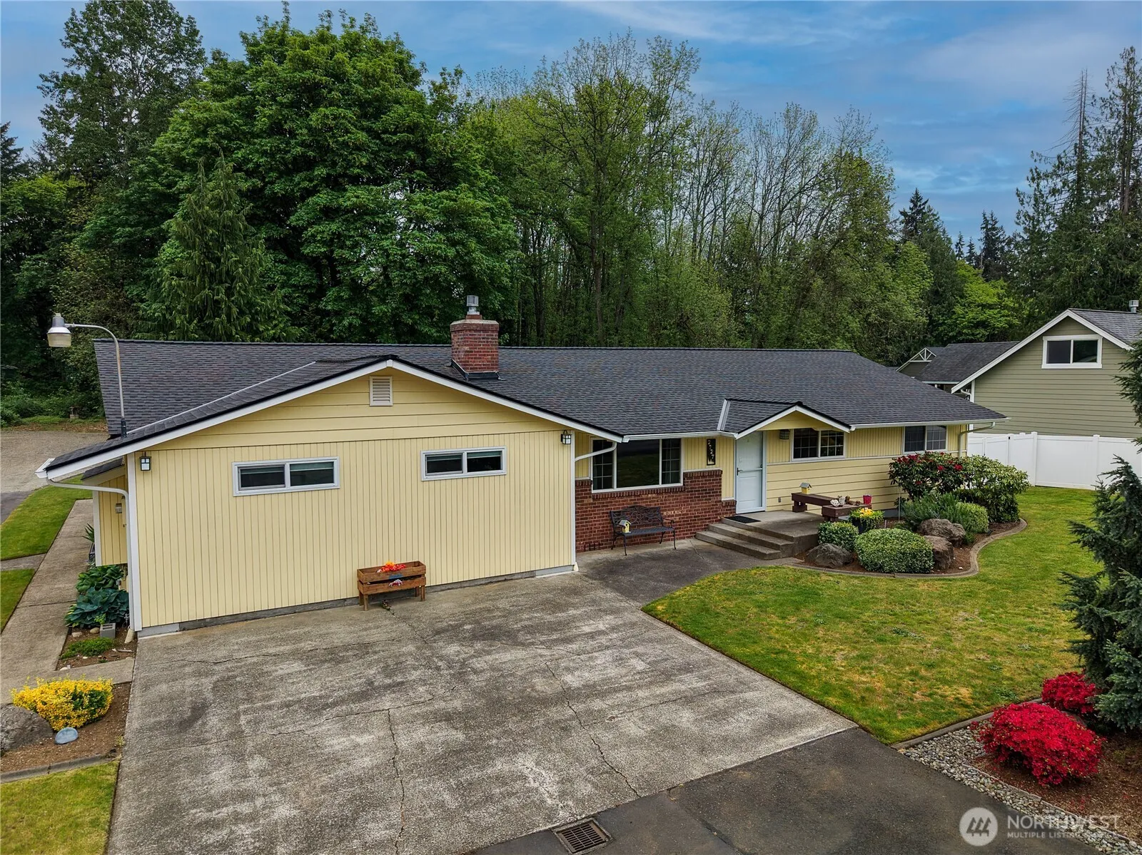 Property photo for 2727 108th Avenue E, Edgewood photo 3