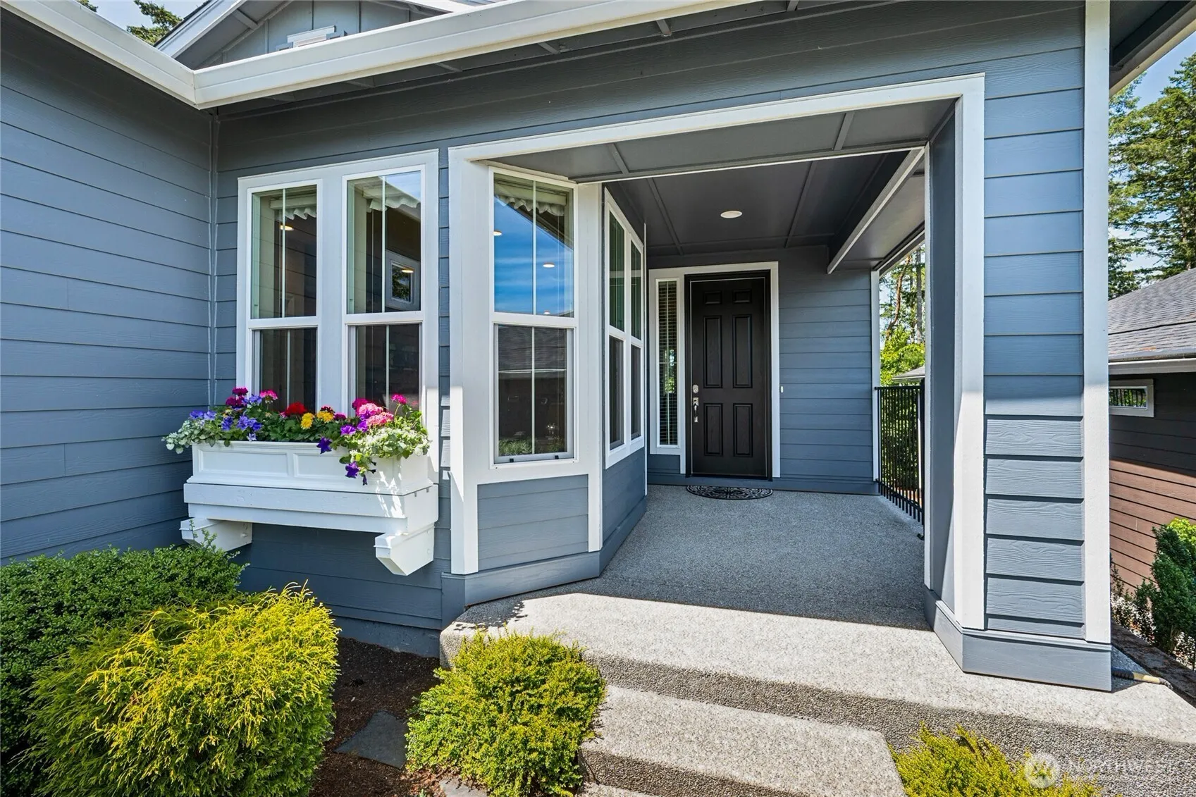 Property photo for 5119 Herron Street Ne, Lacey photo 2