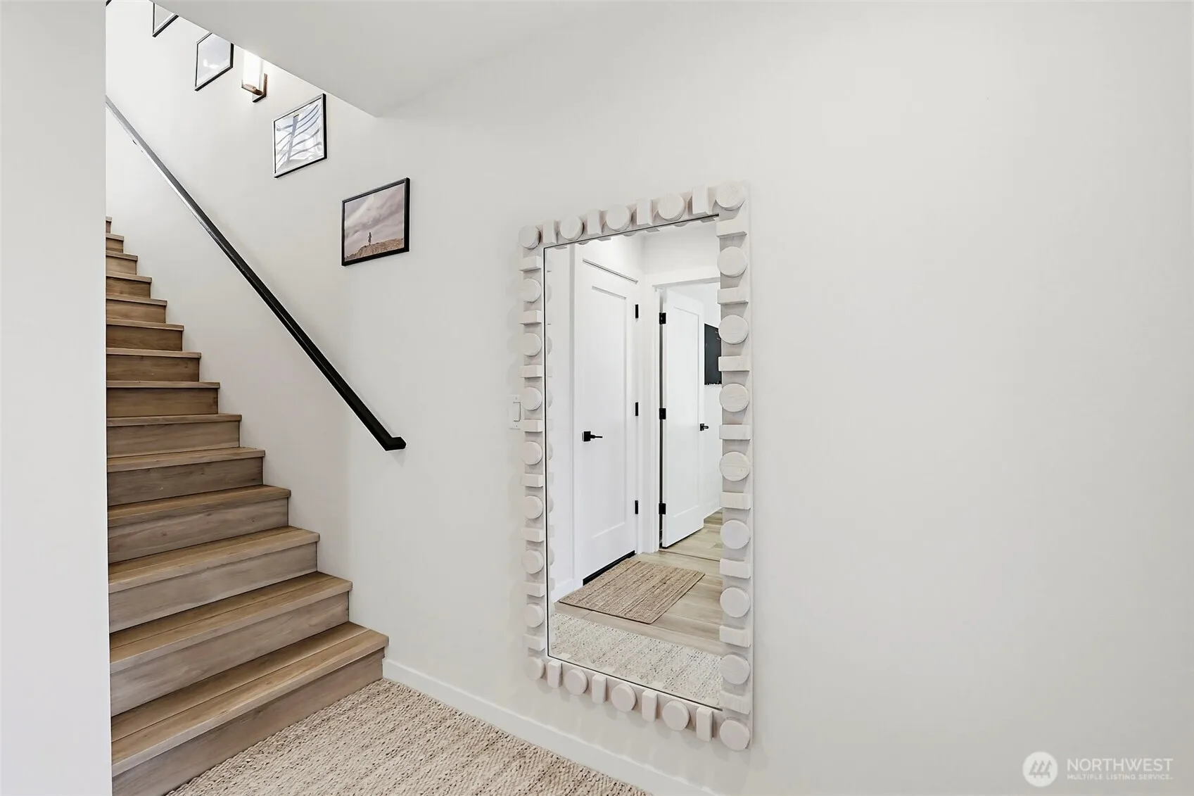 Property photo for 902 N 86th Street, Seattle photo 5