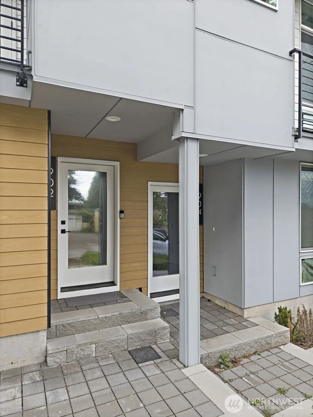 Property photo for 902 N 86th Street, Seattle photo 4