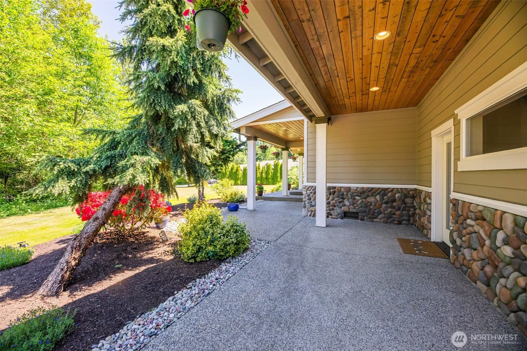 Property photo for 18421 25th Drive Nw, Stanwood photo 5
