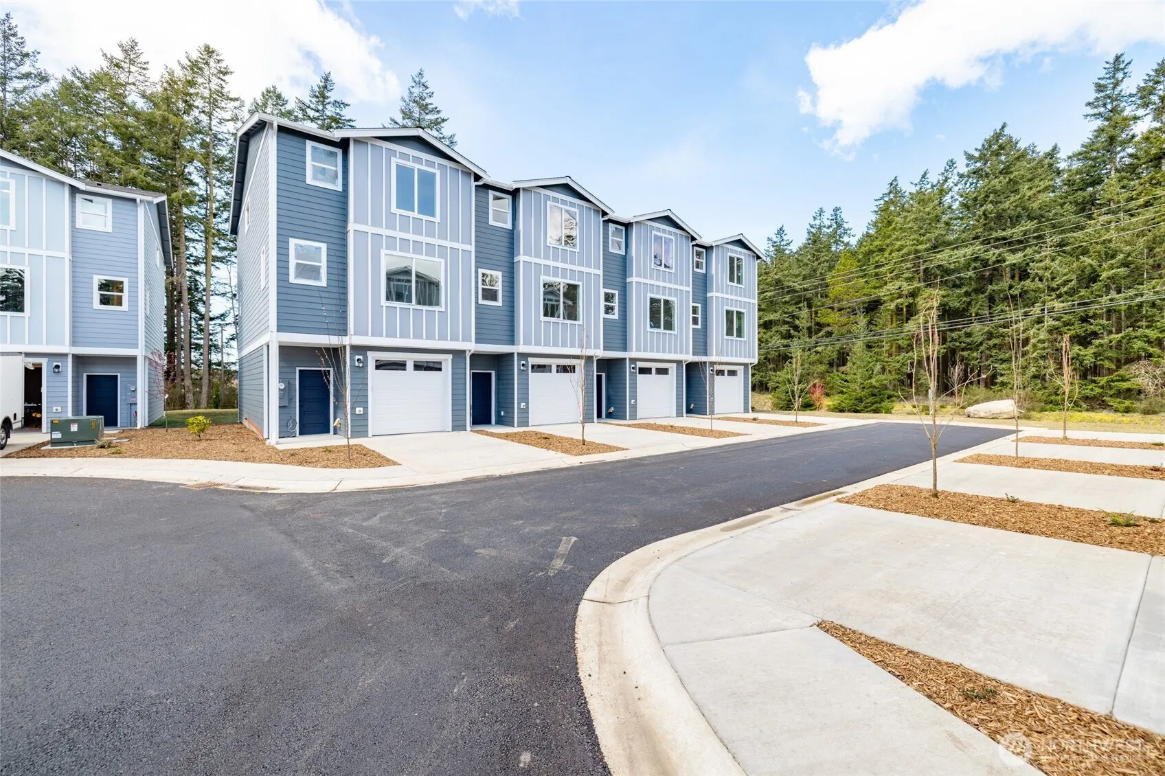 Property photo for 945 Nw Heller Street #a2, Oak Harbor