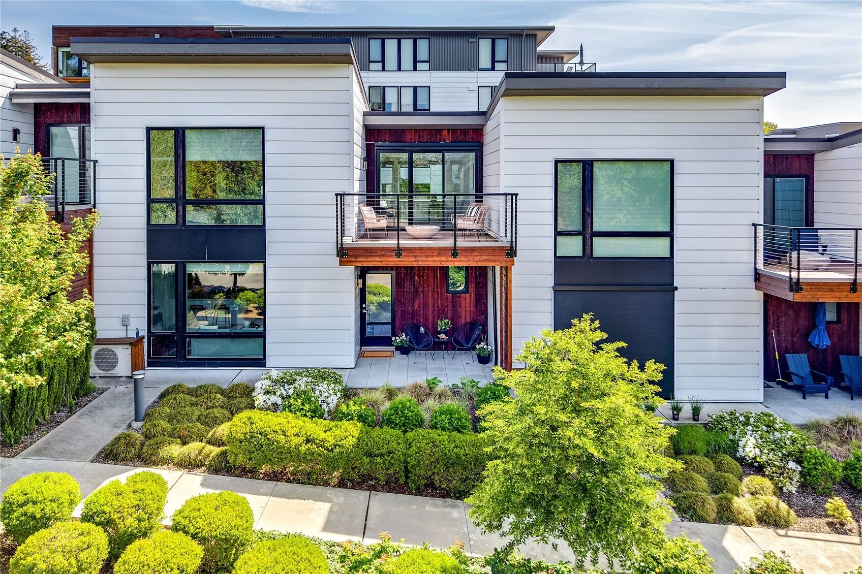 Property photo for 227 Ebi Lane Ne, Bainbridge Island photo 2