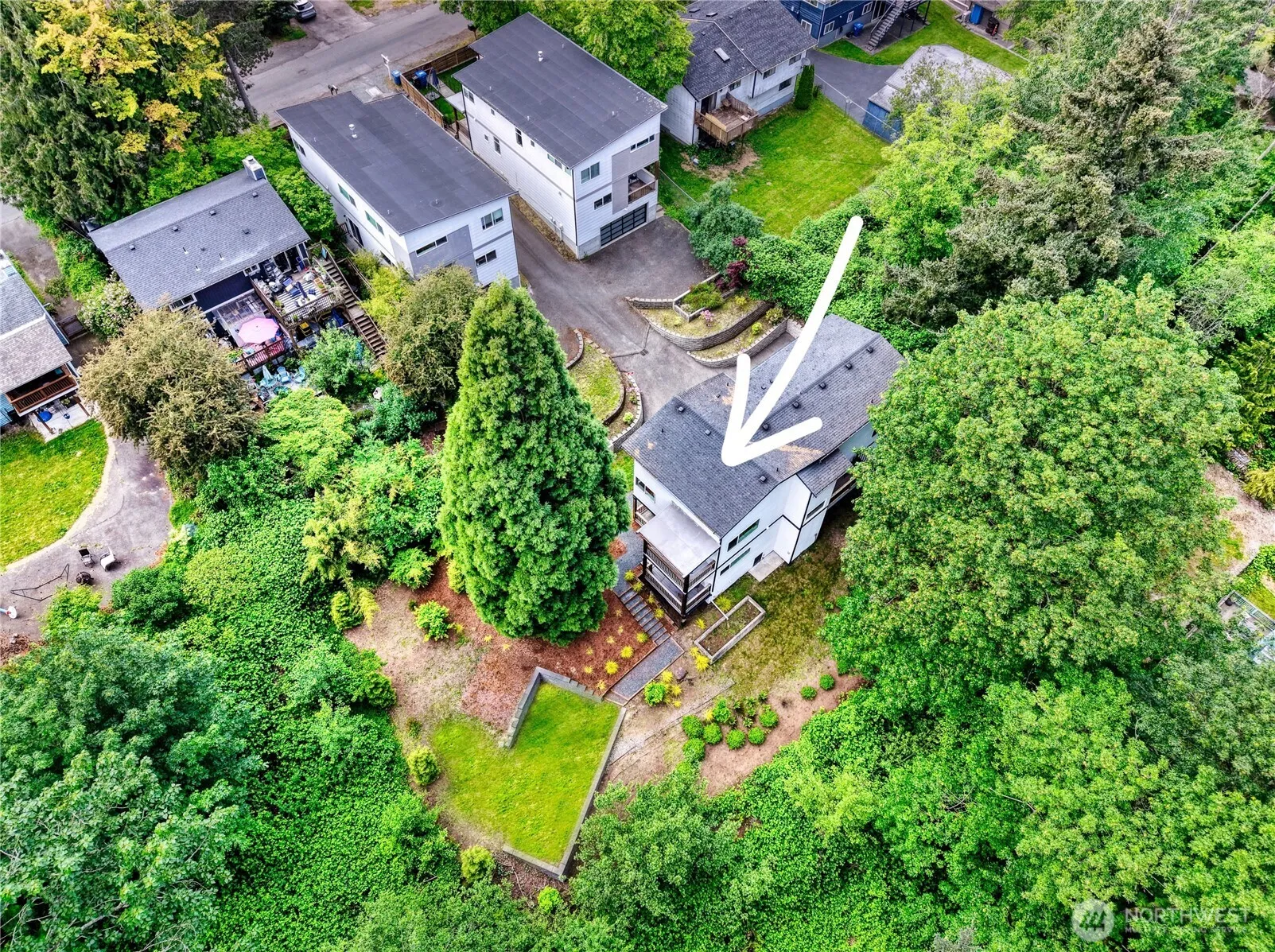 Property photo for 5942 21st Avenue Sw, Seattle photo 5