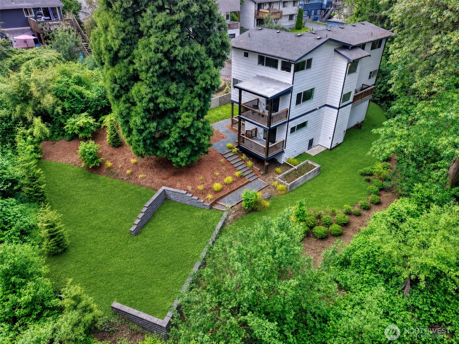 Property photo for 5942 21st Avenue Sw, Seattle photo 3