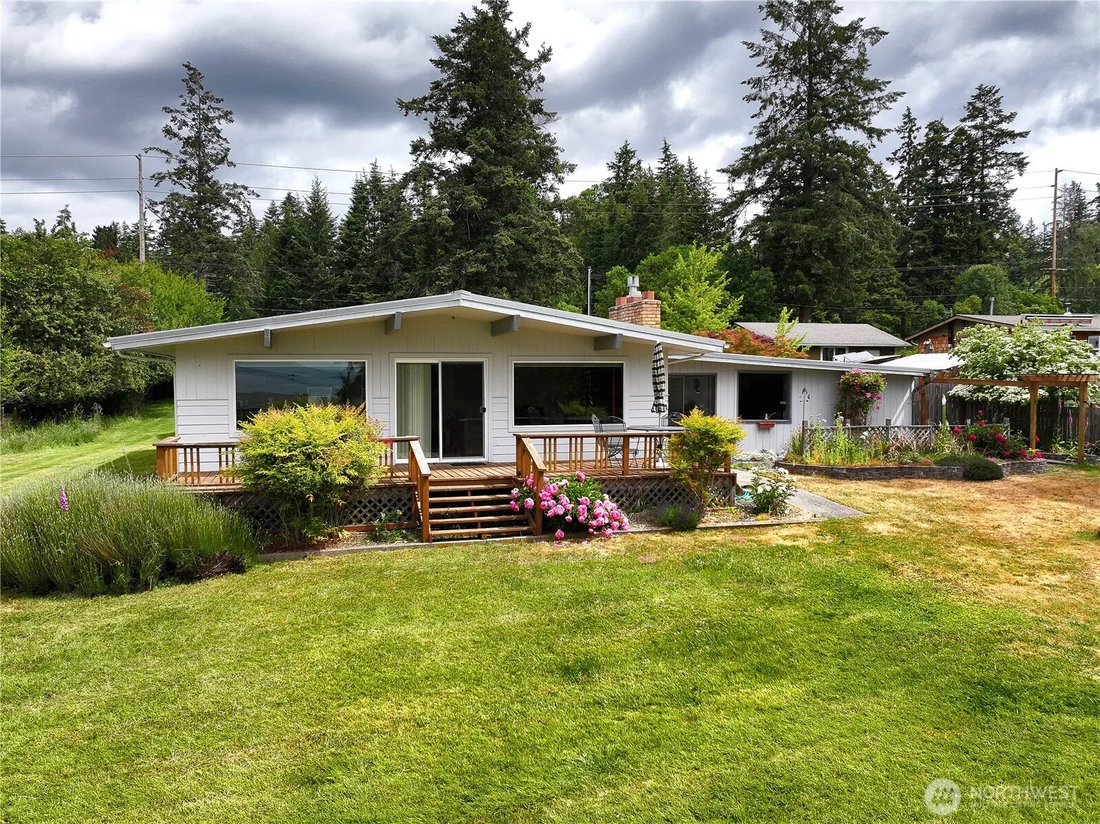 Property photo for 538 Bush Point Road, Freeland