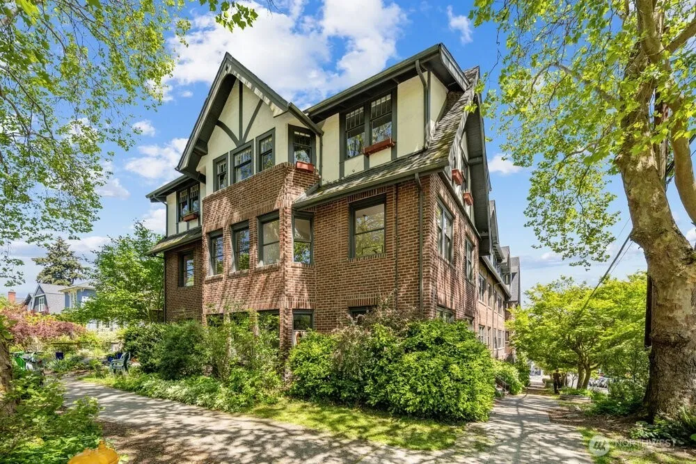 Property photo for 1804 E Republican Street #5, Seattle, WA 98112