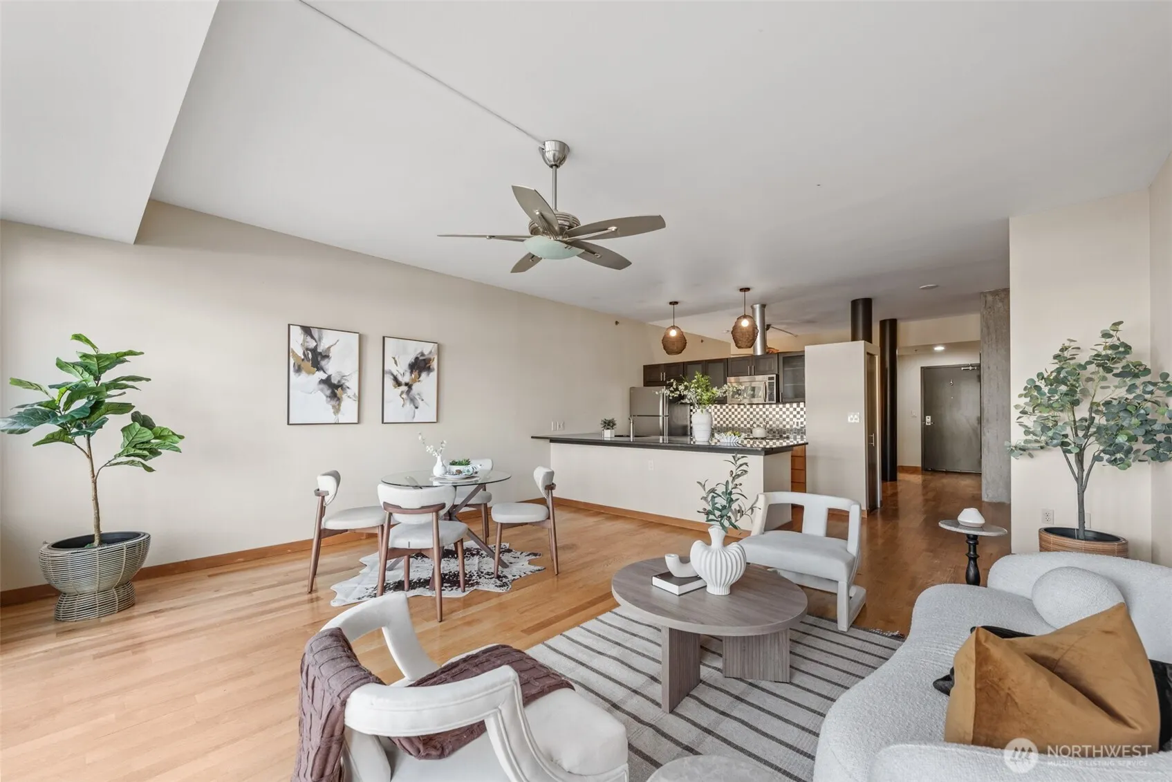 Property photo for 2717 Western Avenue #1018, Seattle photo 5