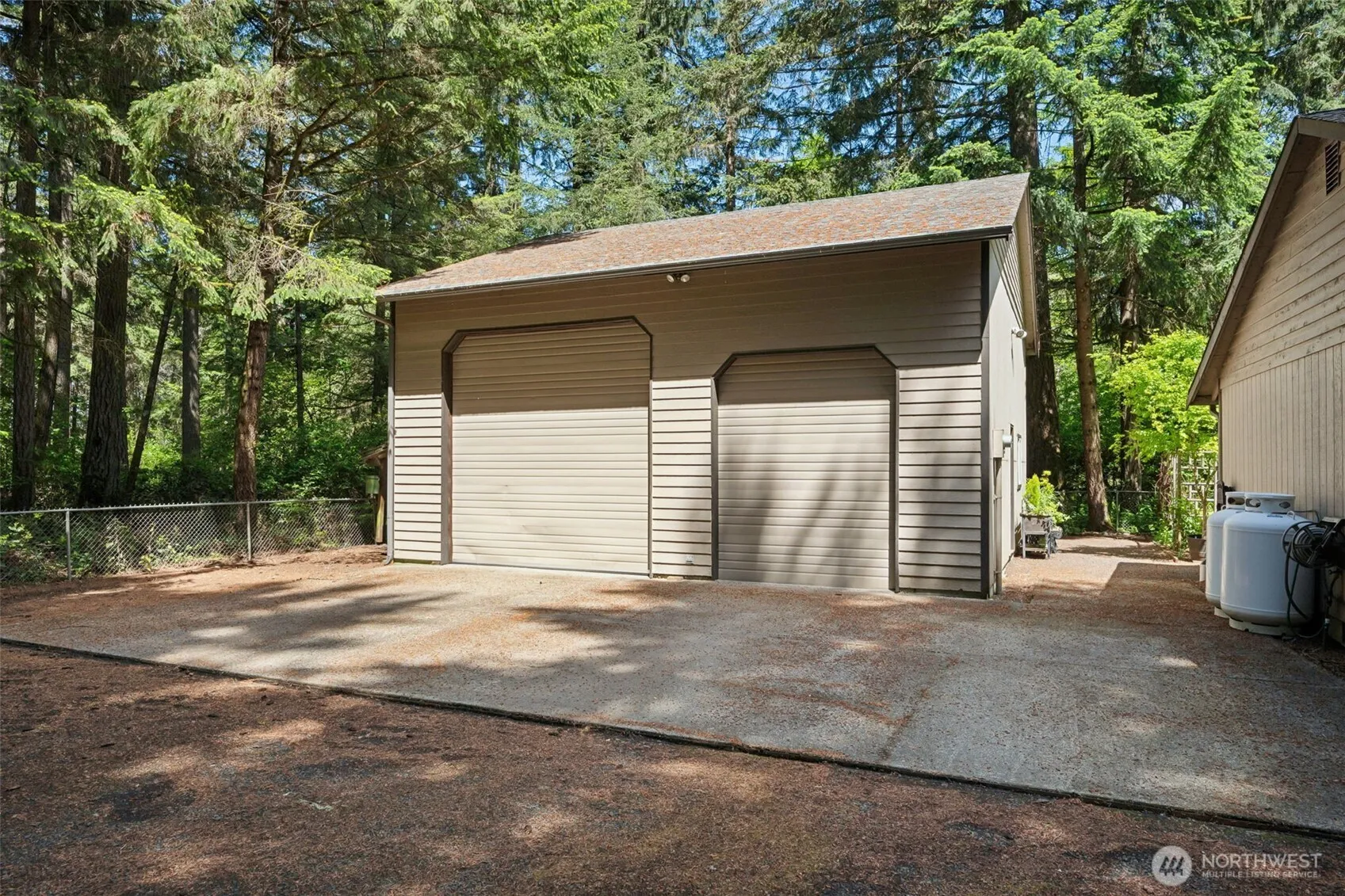 Property photo for 7626 Thrush Drive Se, Olympia photo 3