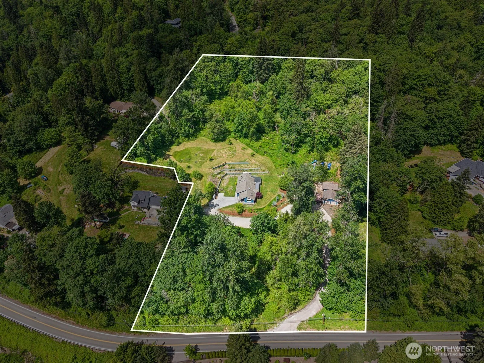 Property photo for 17210 Se May Valley Road, Renton photo 4