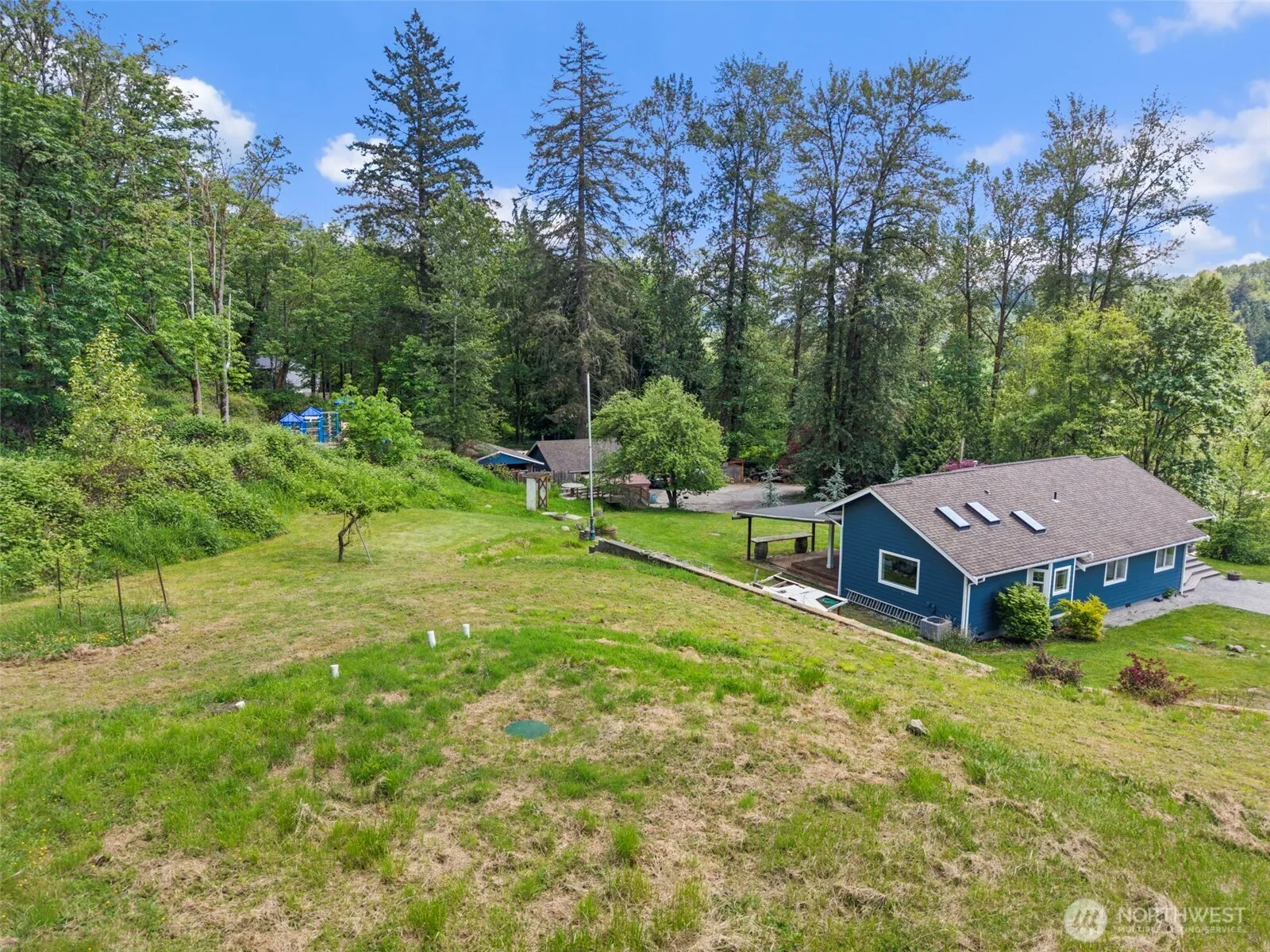Property photo for 17210 Se May Valley Road, Renton photo 2
