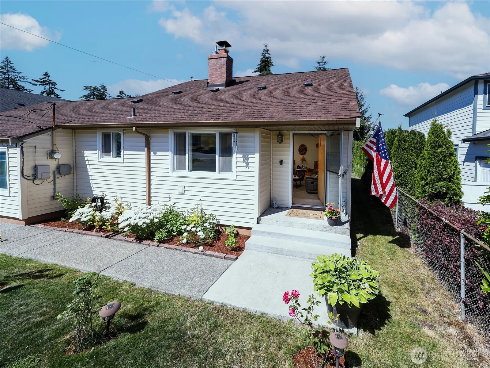 Property photo for 25033 20th Avenue S, Des Moines photo 4