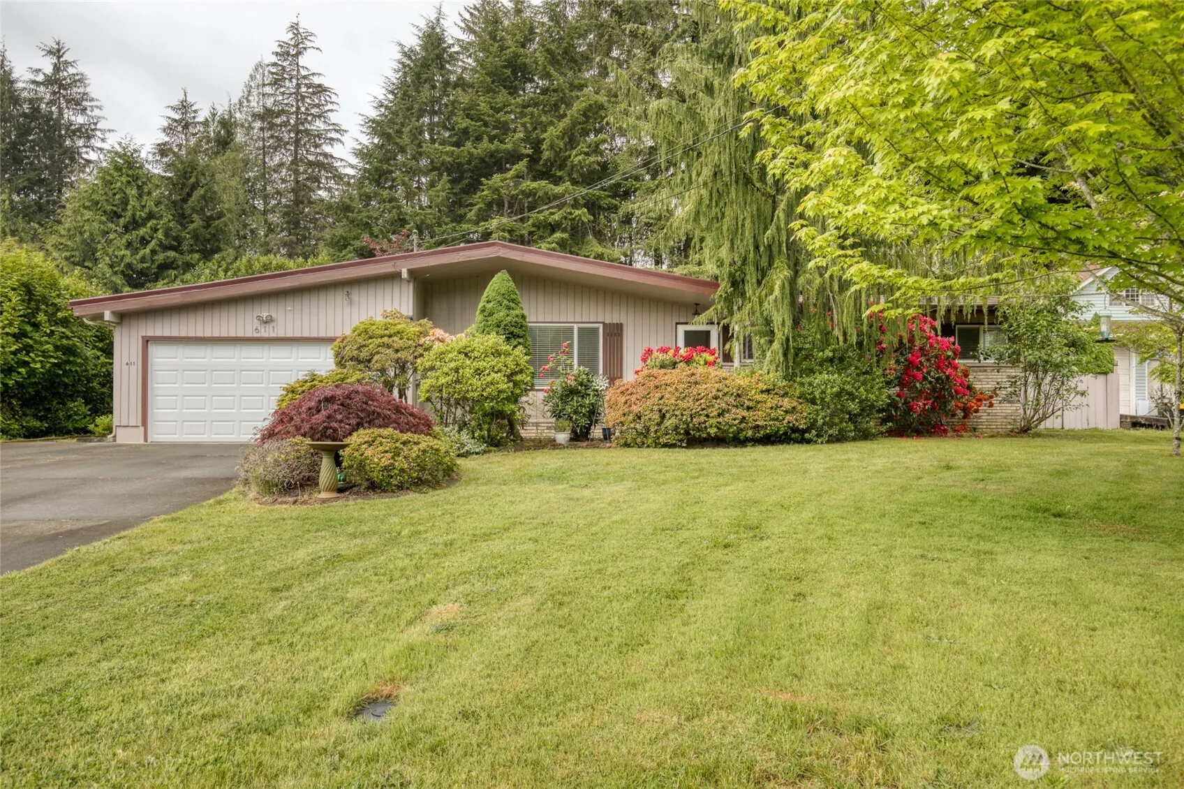 Property photo for 611 N 6th Street, Montesano