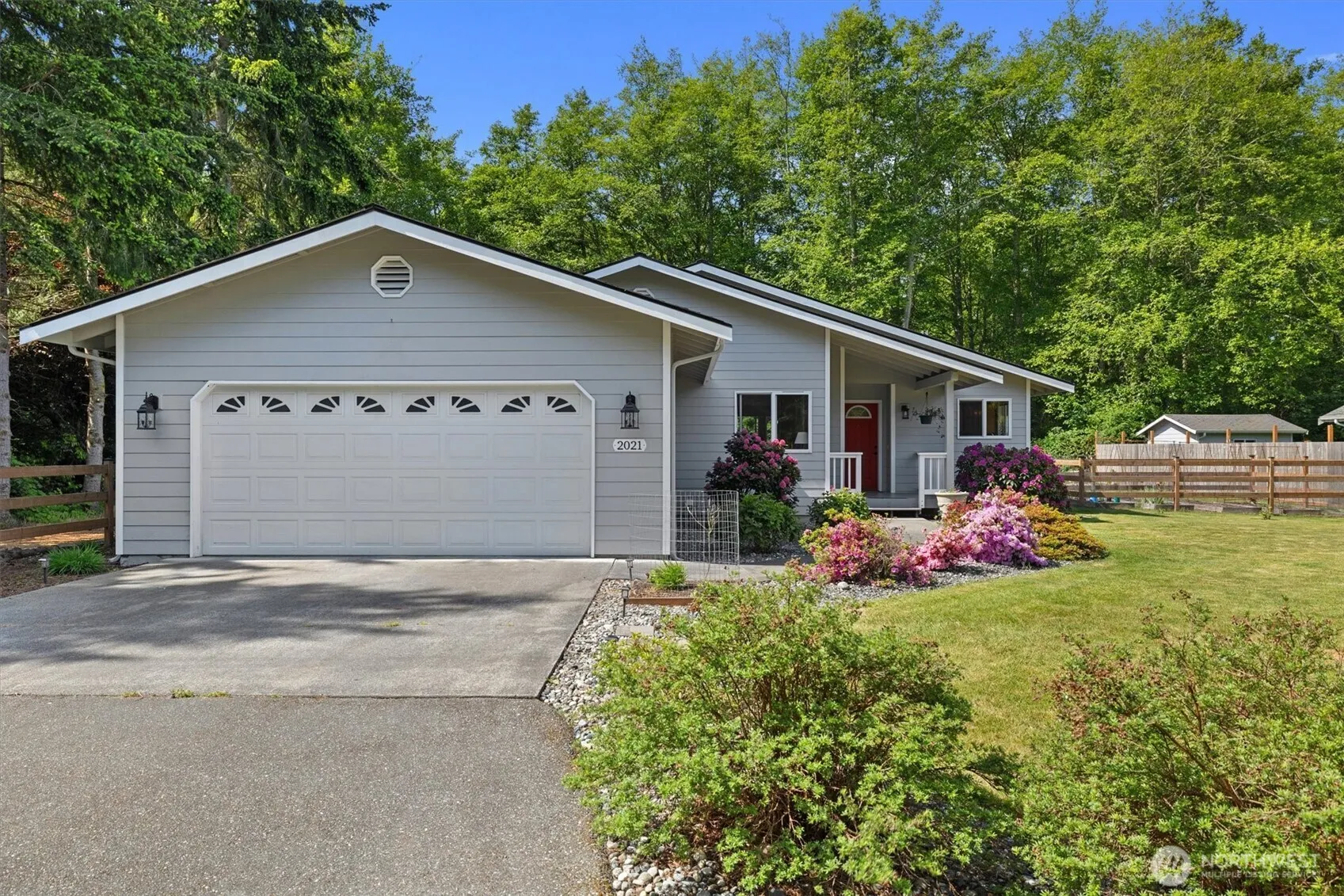 Property photo for 2021 Doe Dr, Oak Harbor photo 3