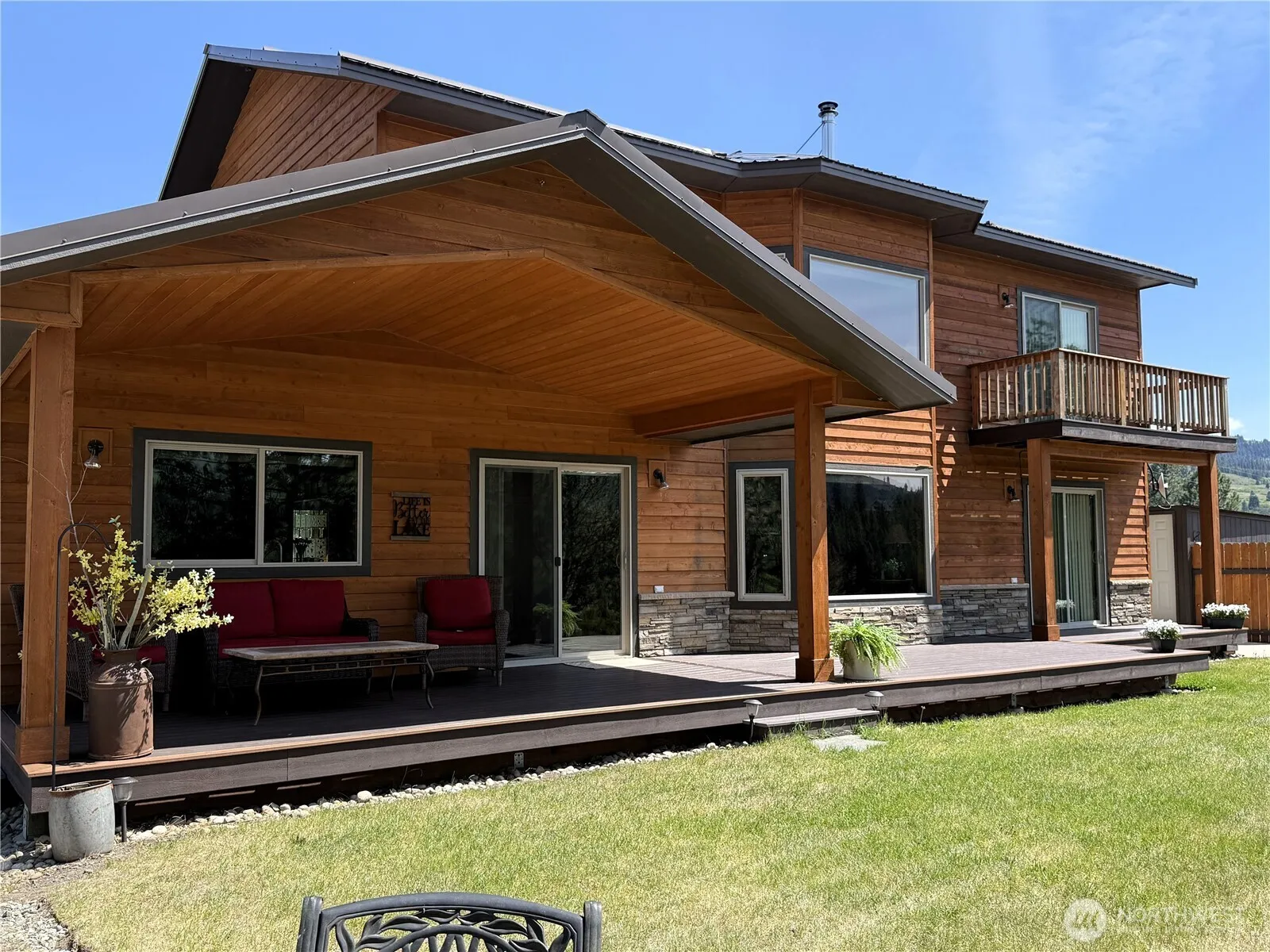 Property photo for 8 Julian Bay, Republic