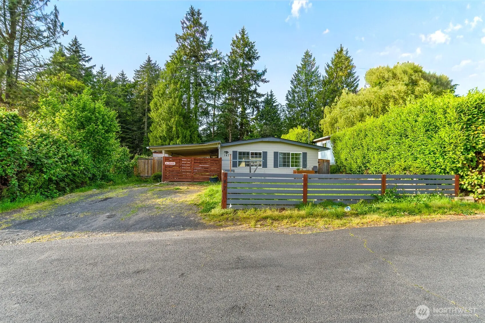 Property photo for 147 Mountain View Drive, Longview