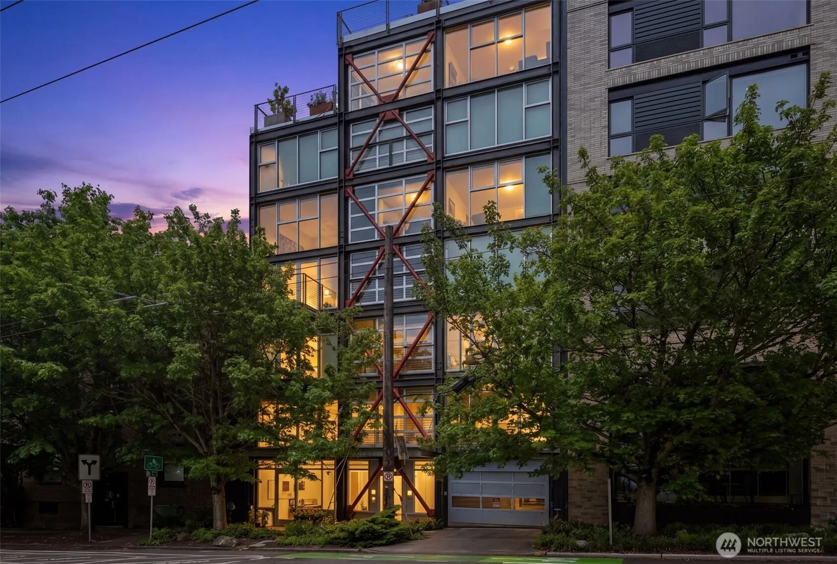 Property photo for 1310 E Union Street #202, Seattle