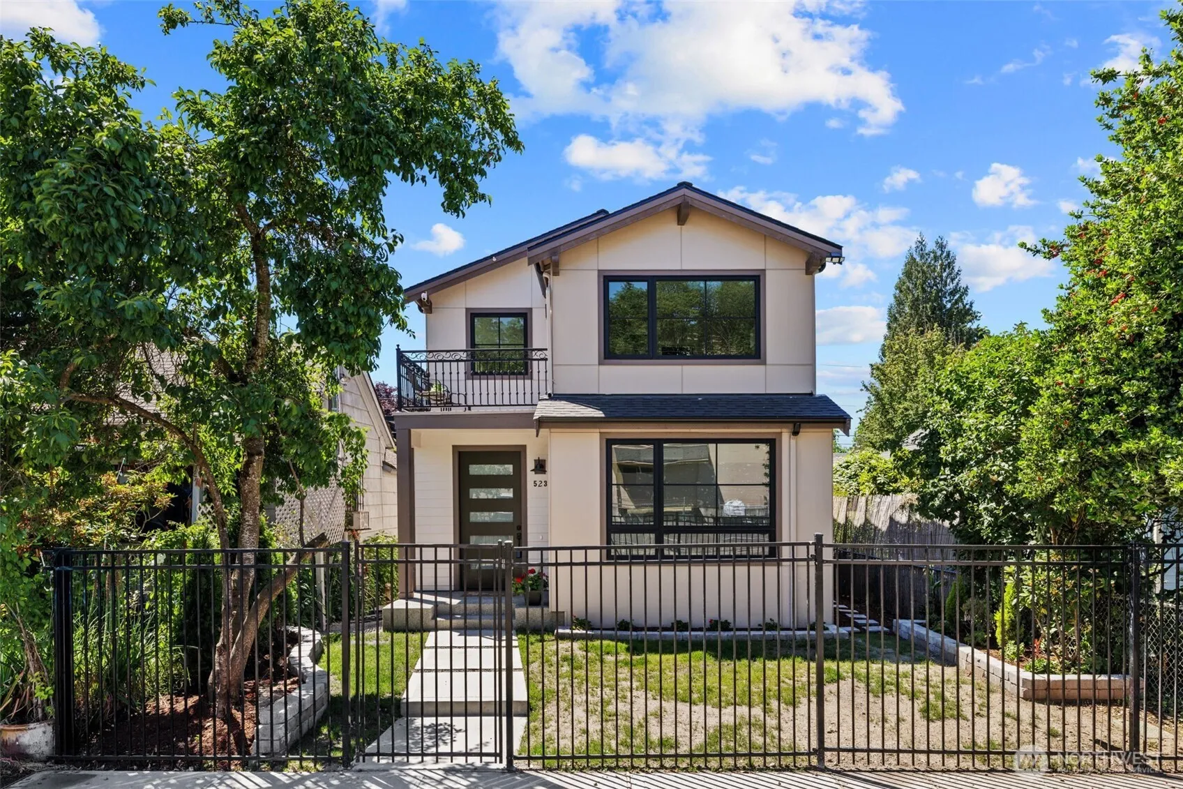 Property photo for 523 Bridges Avenue S, Kent