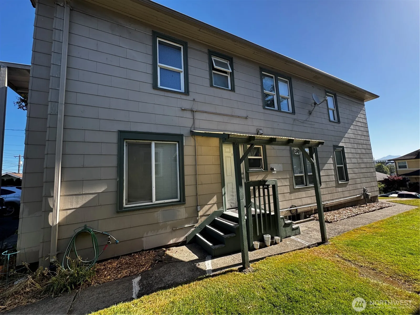 Property photo for 3210 Grand Avenue, Everett photo 2