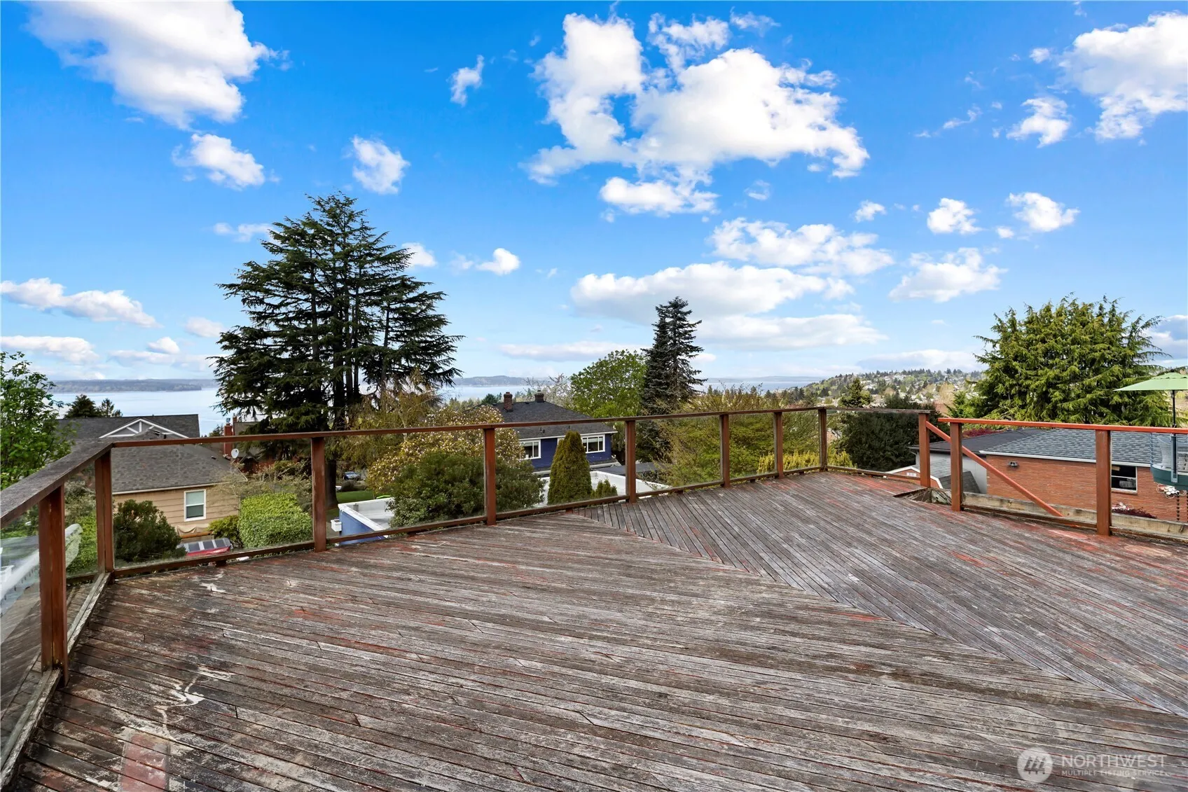 Property photo for 6901 40th Avenue Sw, Seattle photo 4