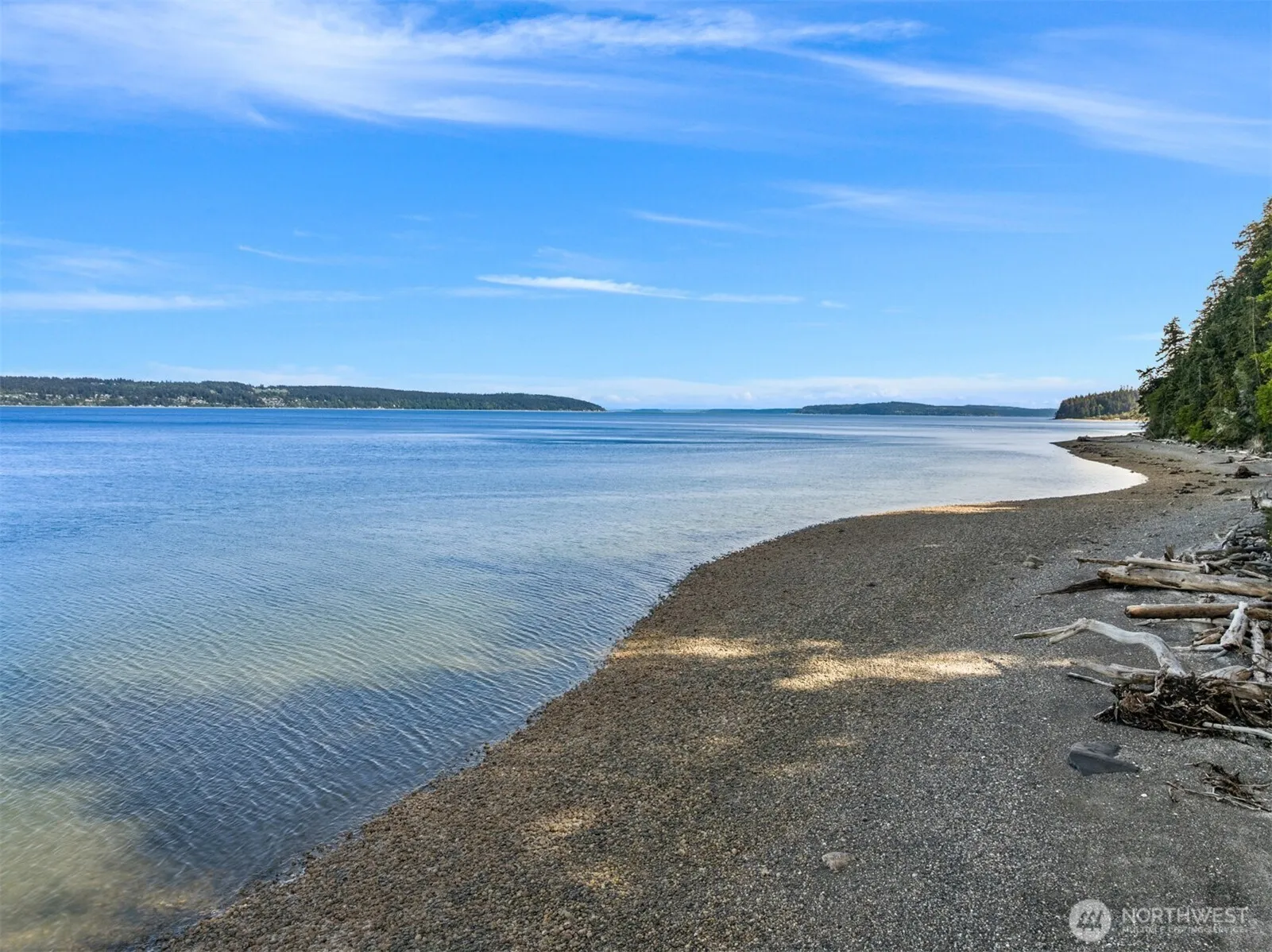 Property photo for 1035 Susan Street, Coupeville photo 5