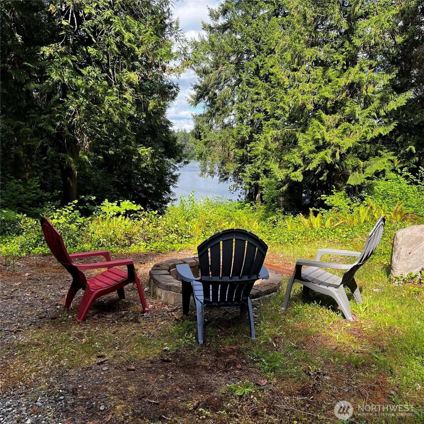 Property photo for 21950 Beachside Drive Se, Yelm