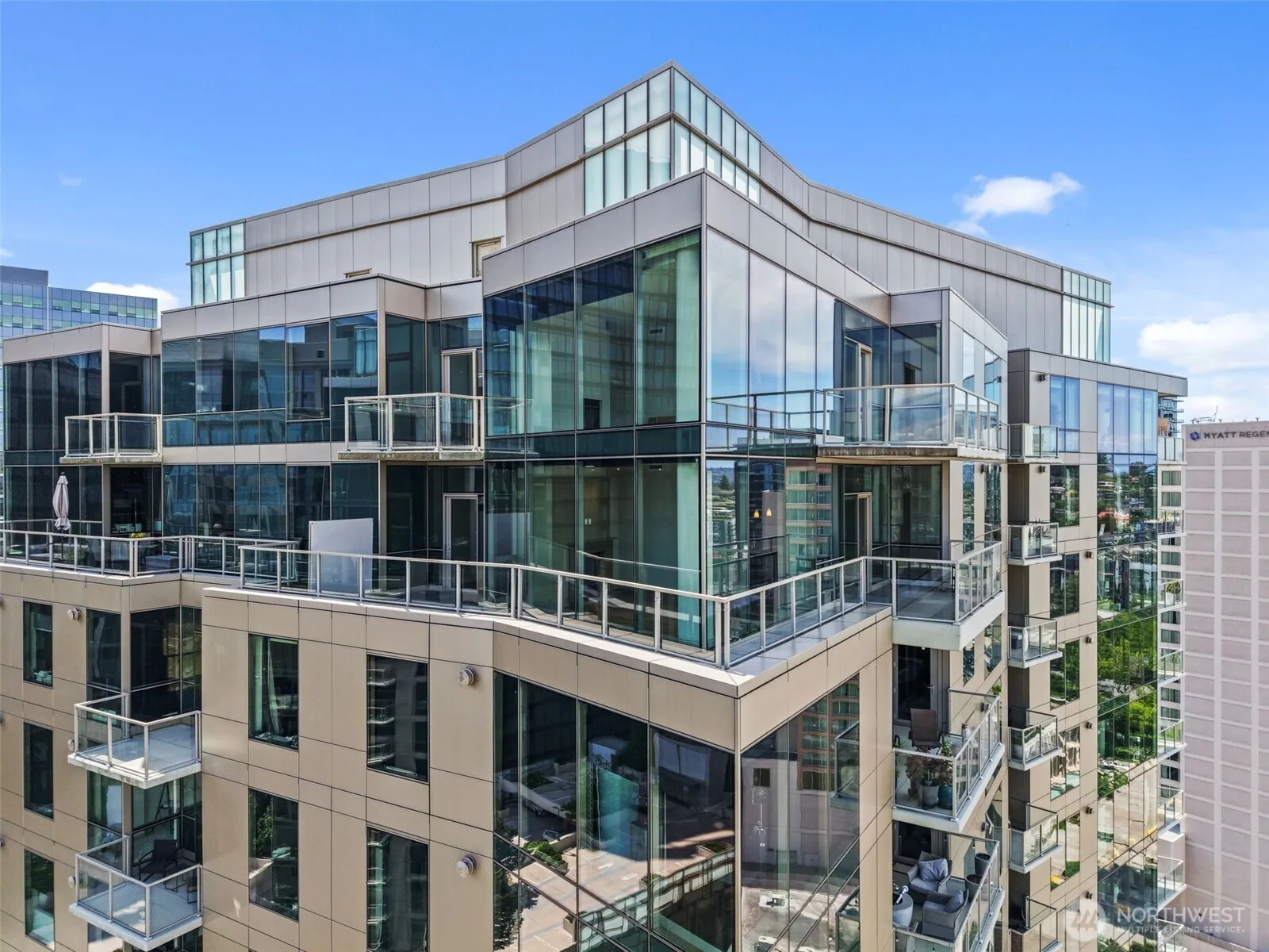 10610 Ne 9th Place #2307, Bellevue
