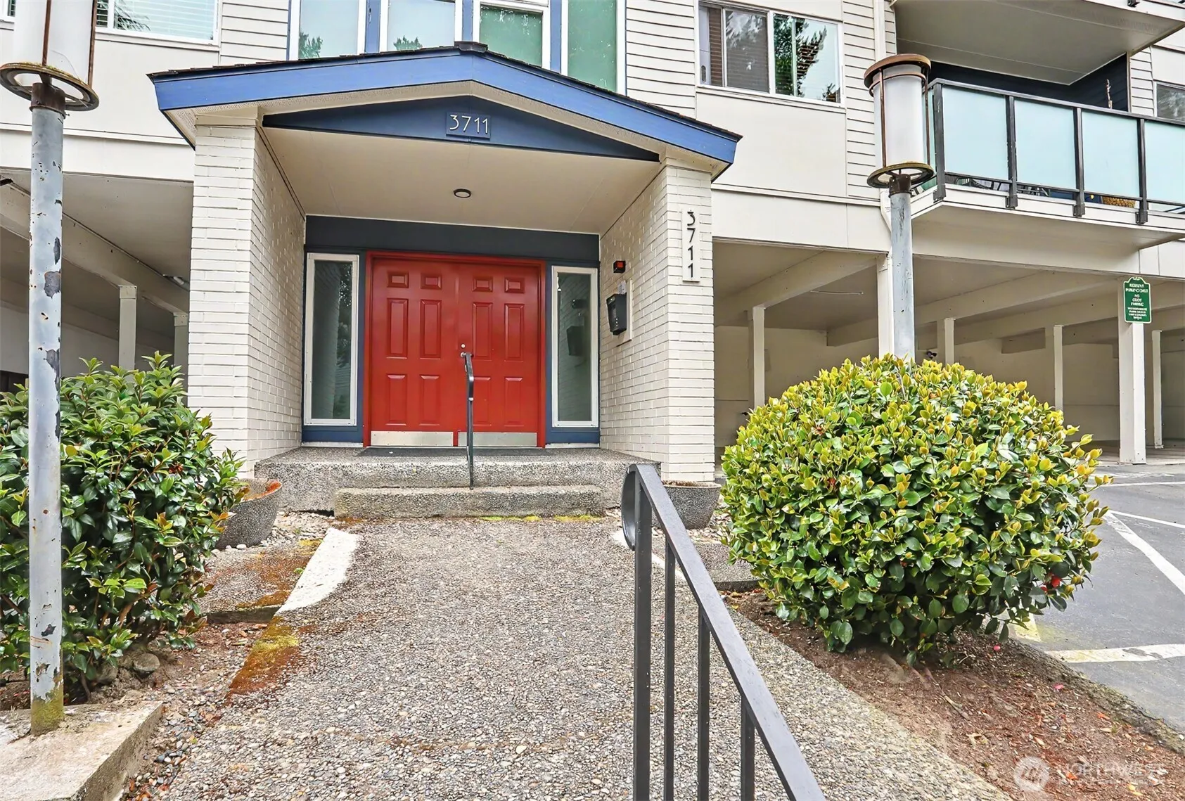 Property photo for 3711 26th Place W #306, Seattle photo 2