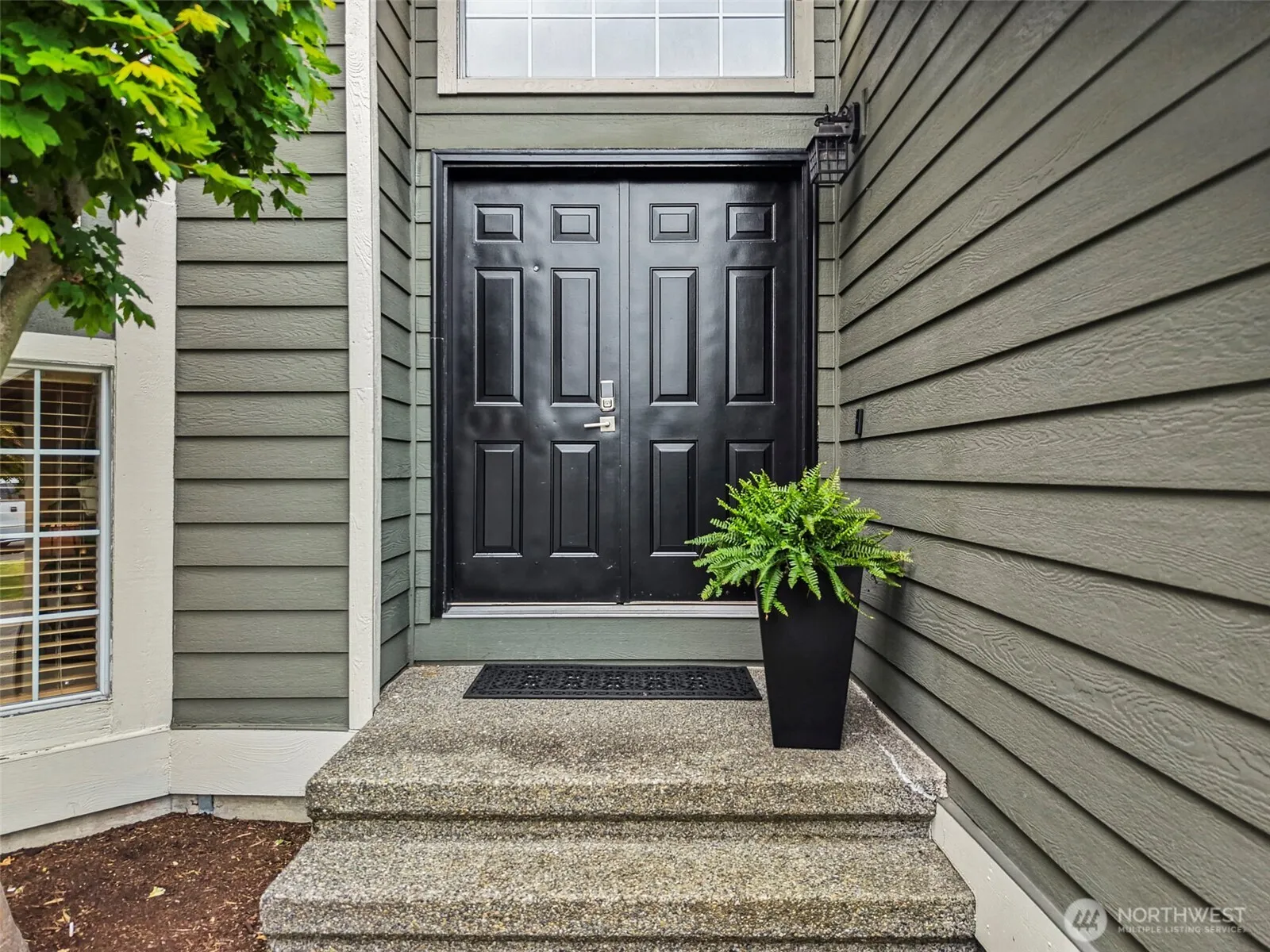 Property photo for 37008 20th Avenue S, Federal Way photo 2