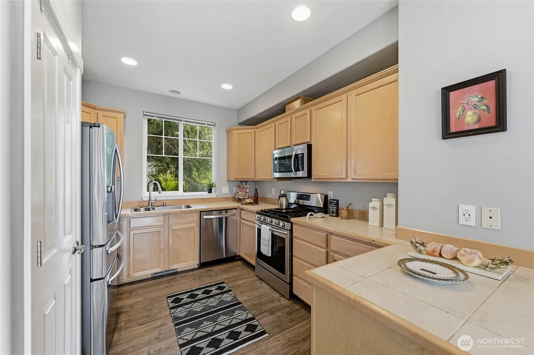 Property photo for 13015 Ne 182nd Place #a, Bothell photo 3
