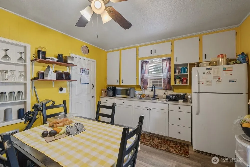 Property photo for 1311 W Mead Avenue, Yakima photo 5