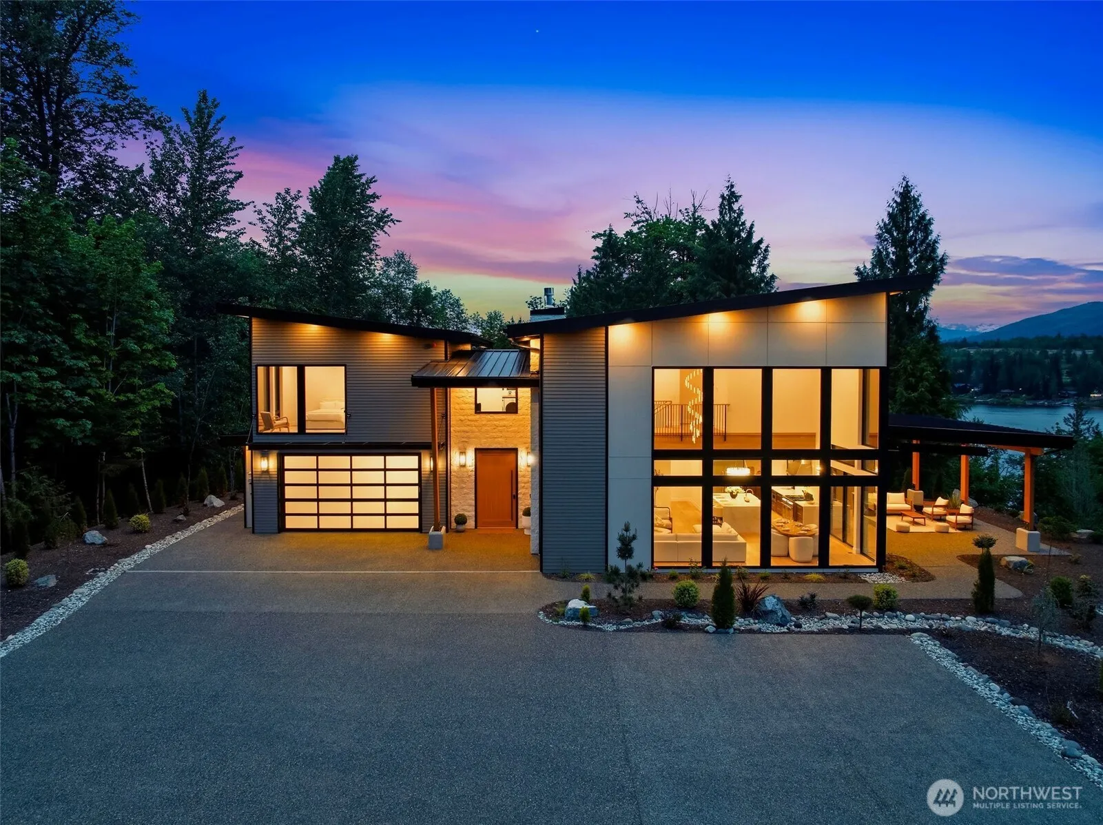 Property photo for 18315 Majestic Ridge Lane, Mount Vernon photo 4