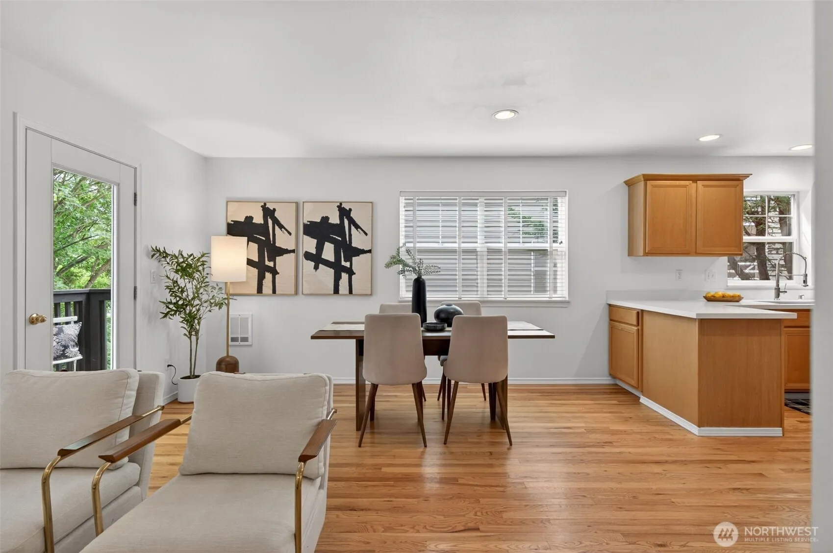 Property photo for 9257 Interlake Avenue N, Seattle photo 5