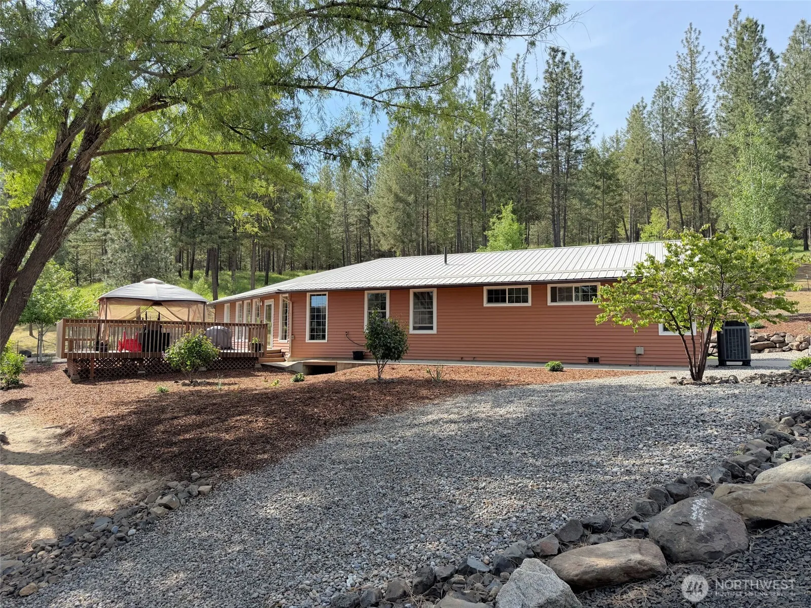 Property photo for 32765 Rays Place N, Davenport