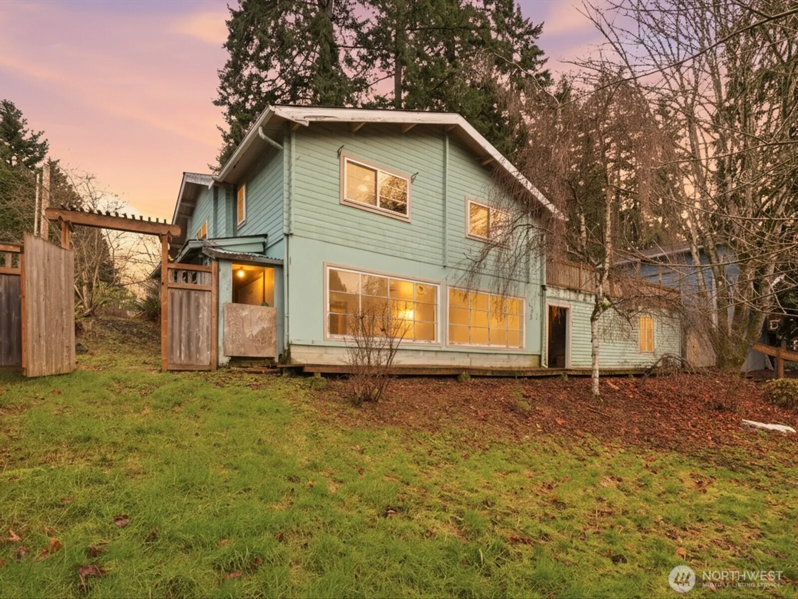 Property photo for 10271 148th Avenue Se, Renton photo 2