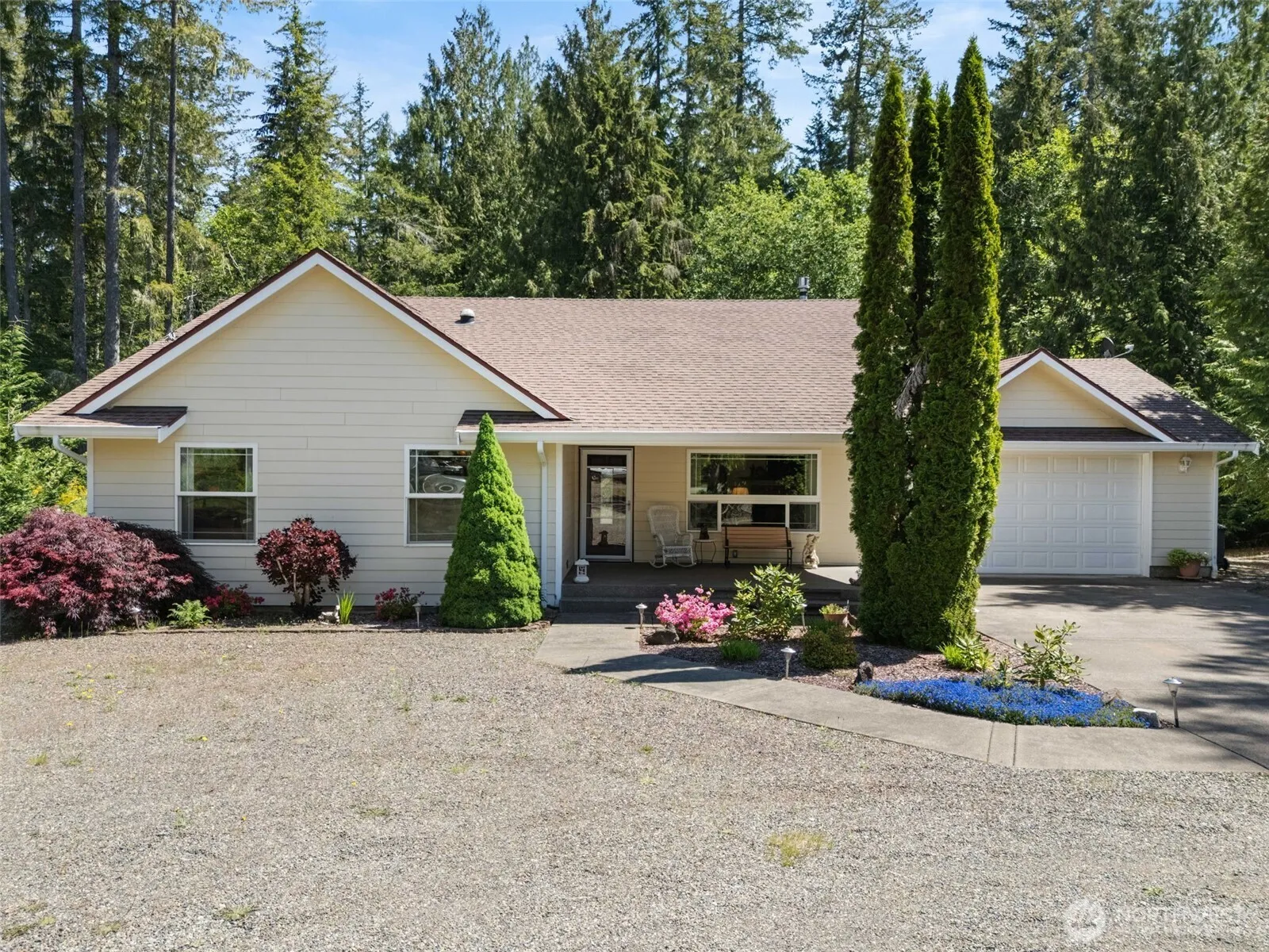 Property photo for 101 N Fairway Drive E, Hoodsport